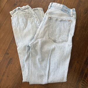 Abercrombie Straight High Rise Jean